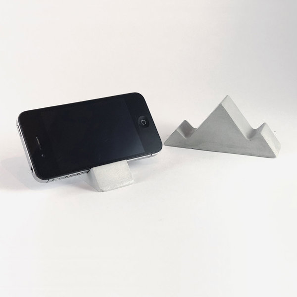 Beton Piramit Cep Telefonu Standı resmi
